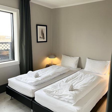 The Greyhouse "Small Apartment" Hofn Bagian luar foto